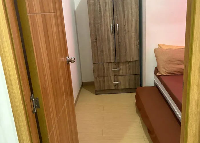 Urban Haven Family&barkada Appartement Manilla